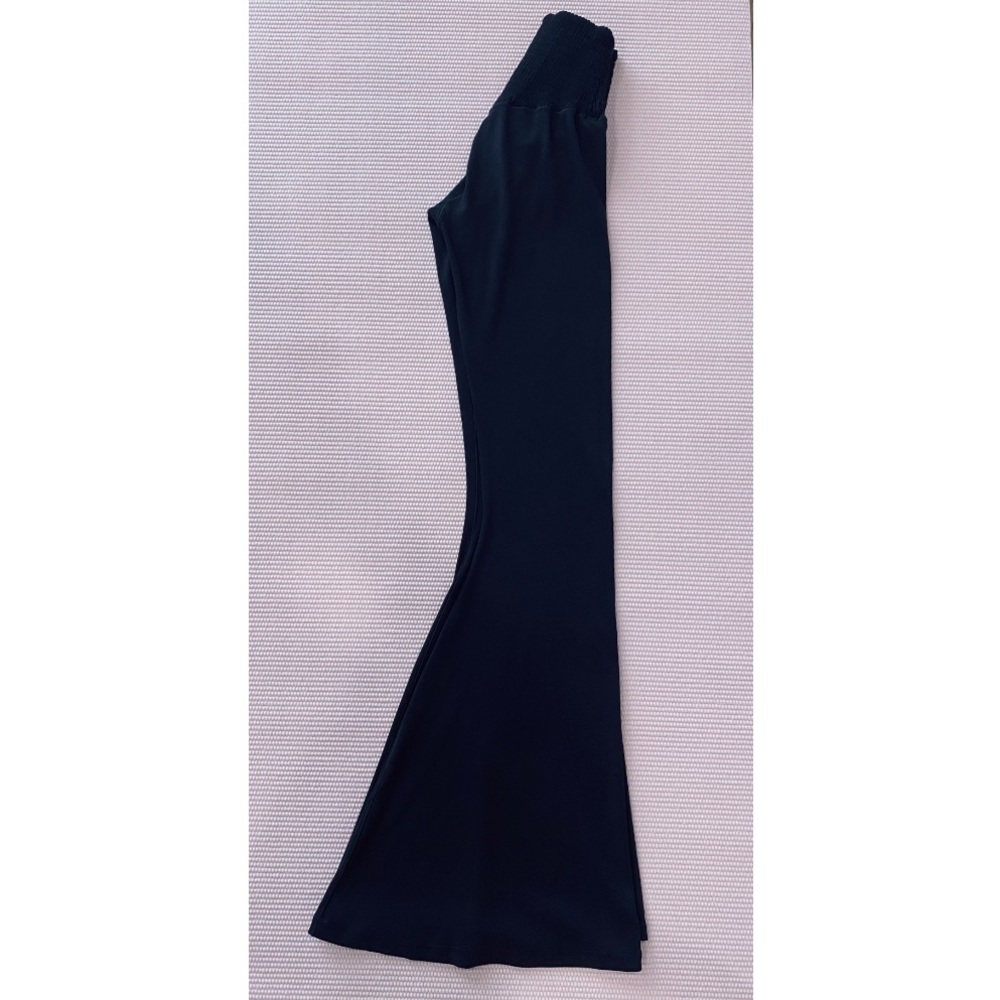 NWOT Aerie Offline Real Me Flare Legging Small